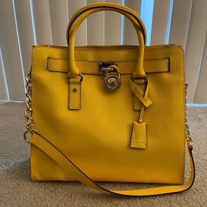 MICHAEL KORS HAMILTON LARGE SAFFIANO LEATHER TOTE BAG (FINAL PRICE)